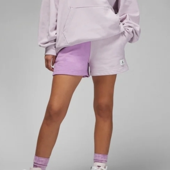 Womens Jordan Flight Fleece Shorts 'Violet Shock' - Picture 2 of 7